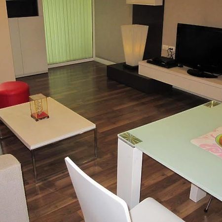 The Room @Sukhumvit79 Banguecoque Exterior foto